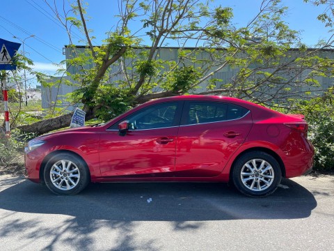 MAZDA 3 2019